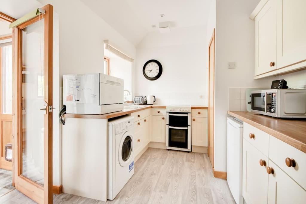 Foulis Cottage, Foulis Estate, Highland Scotland Ardullie Экстерьер фото